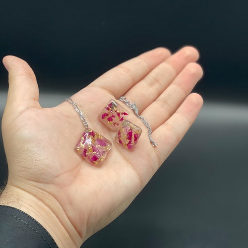 Handmade Resin Necklace And Earrings Set – Elegant Pink And Gold Leaf Design With Silver Chain, Perfect For Gifting And Everyday Wear