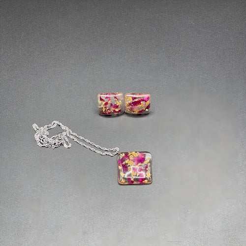 Handmade Resin Necklace And Earrings Set – Elegant Pink And Gold Leaf Design With Silver Chain, Perfect For Gifting And Everyday Wear