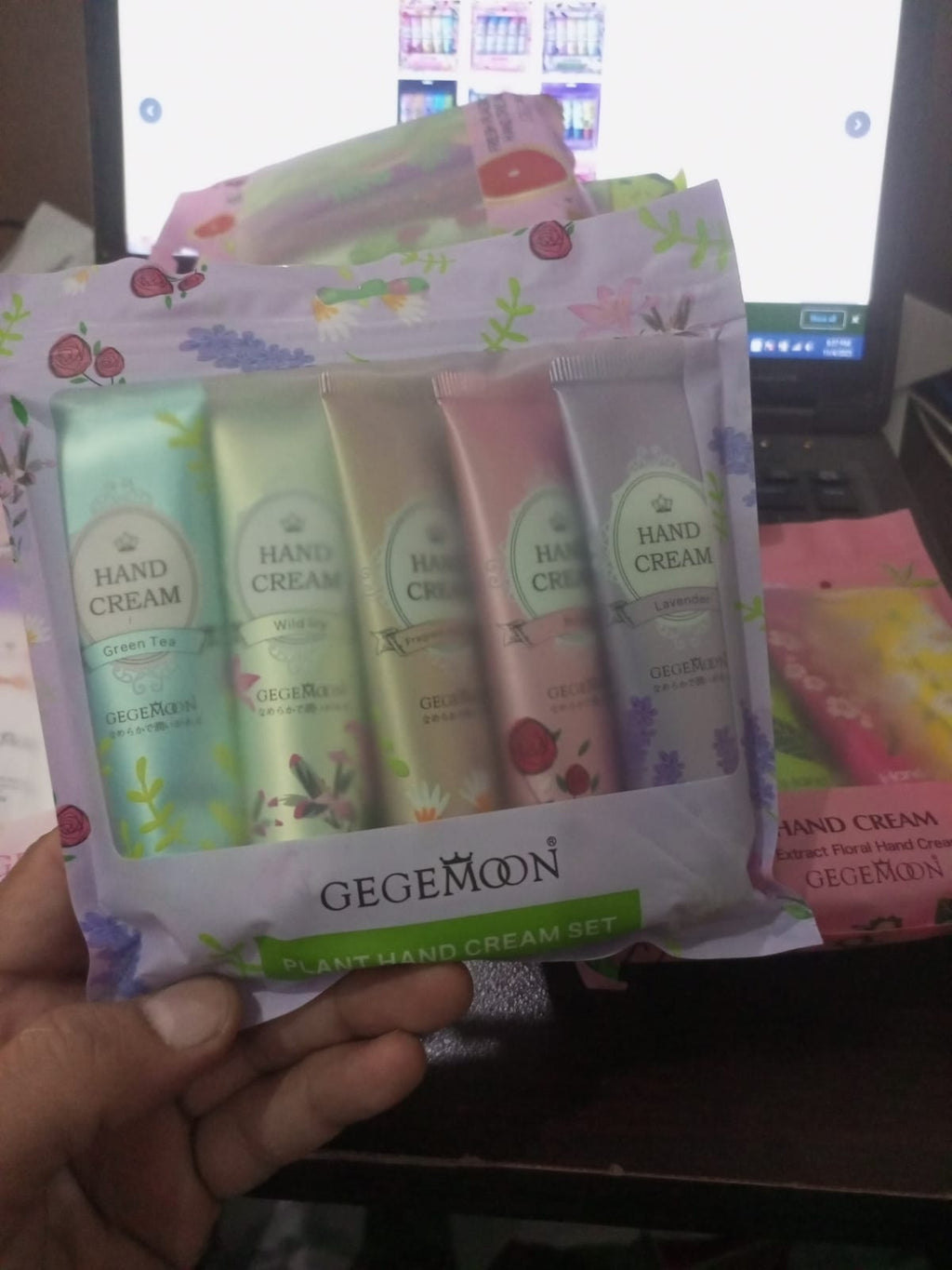 5pcs Plant & Fruit Fragrance Hand Cream Set – Moisturizing, Nourishing & Anti-Chap Hand Care for Soft, Smooth Skin